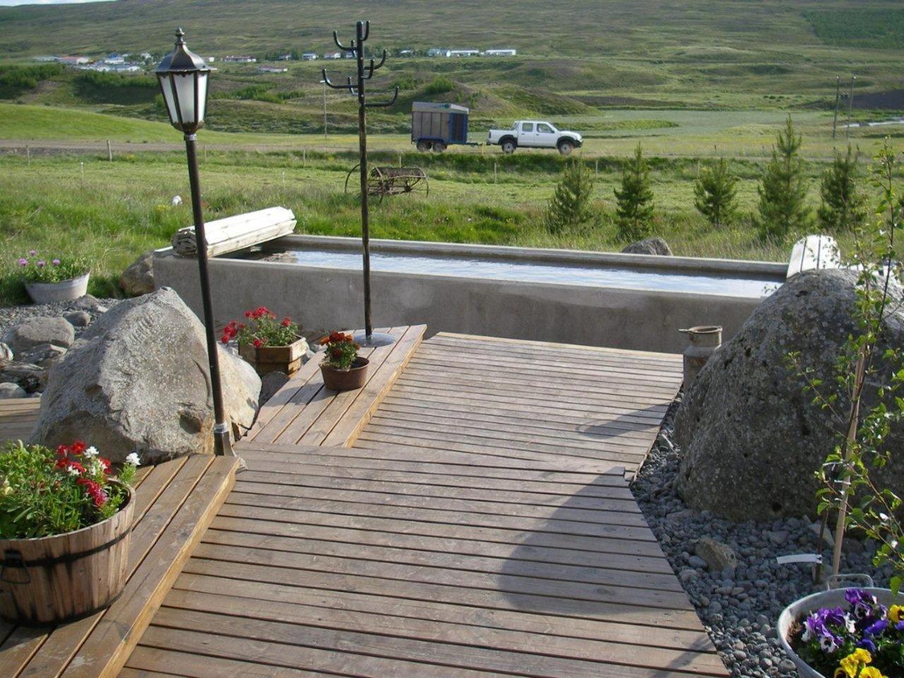 Guesthouse Storu-Laugar Лейґар Екстер'єр фото