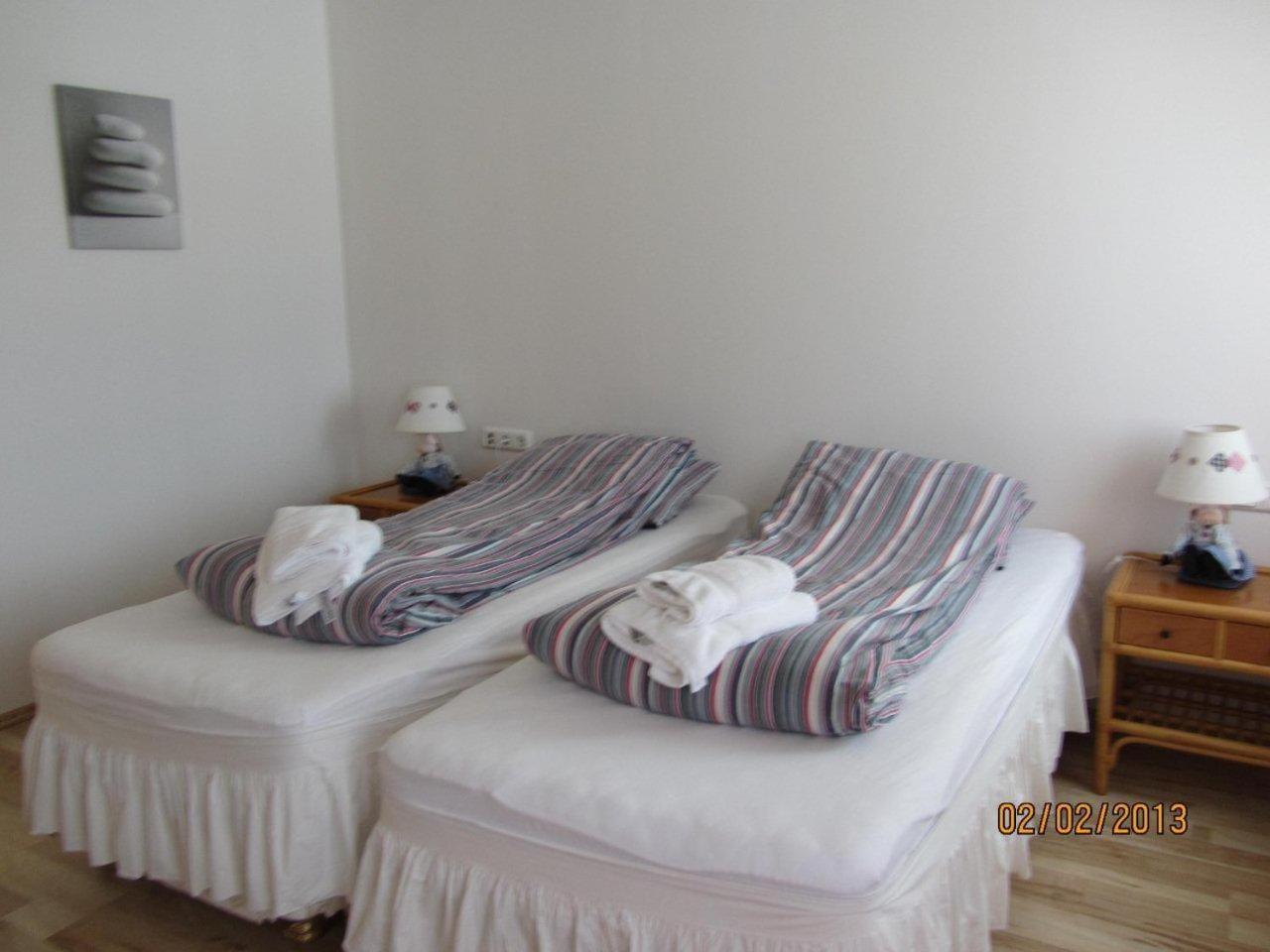 Guesthouse Storu-Laugar Лейґар Екстер'єр фото