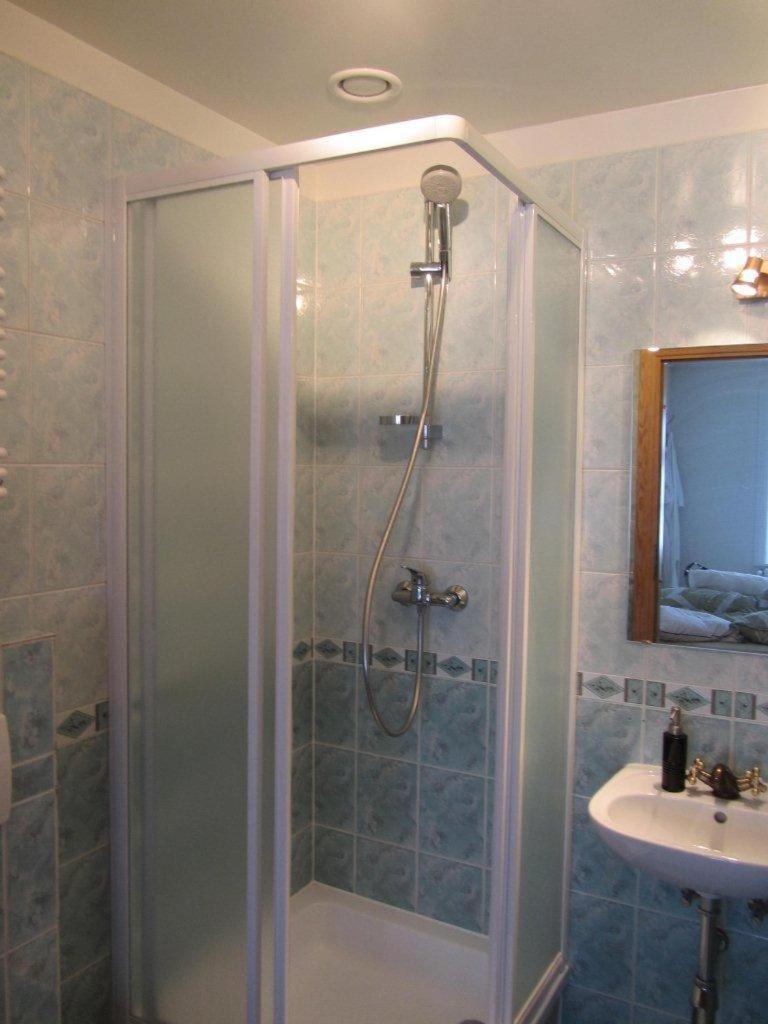 Guesthouse Storu-Laugar Лейґар Екстер'єр фото